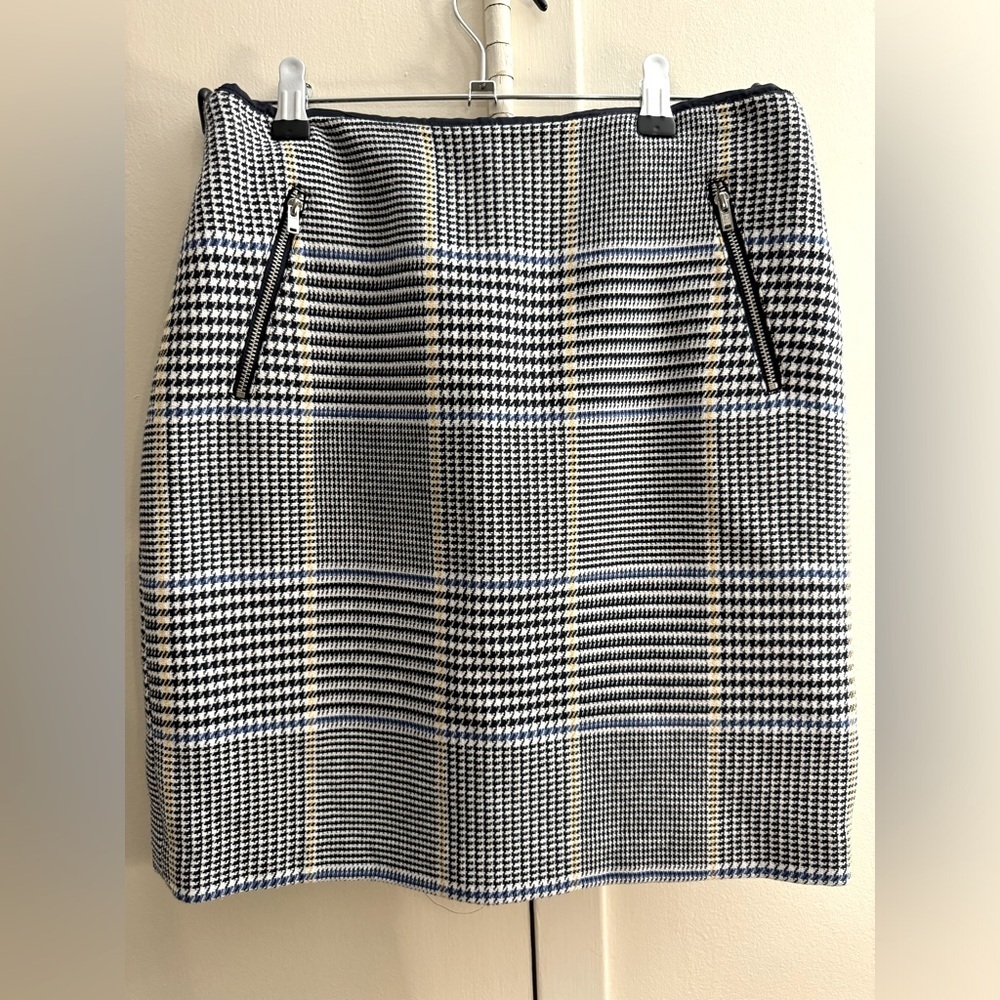 J.McLaughlin plaid mini skirt with zips size 4